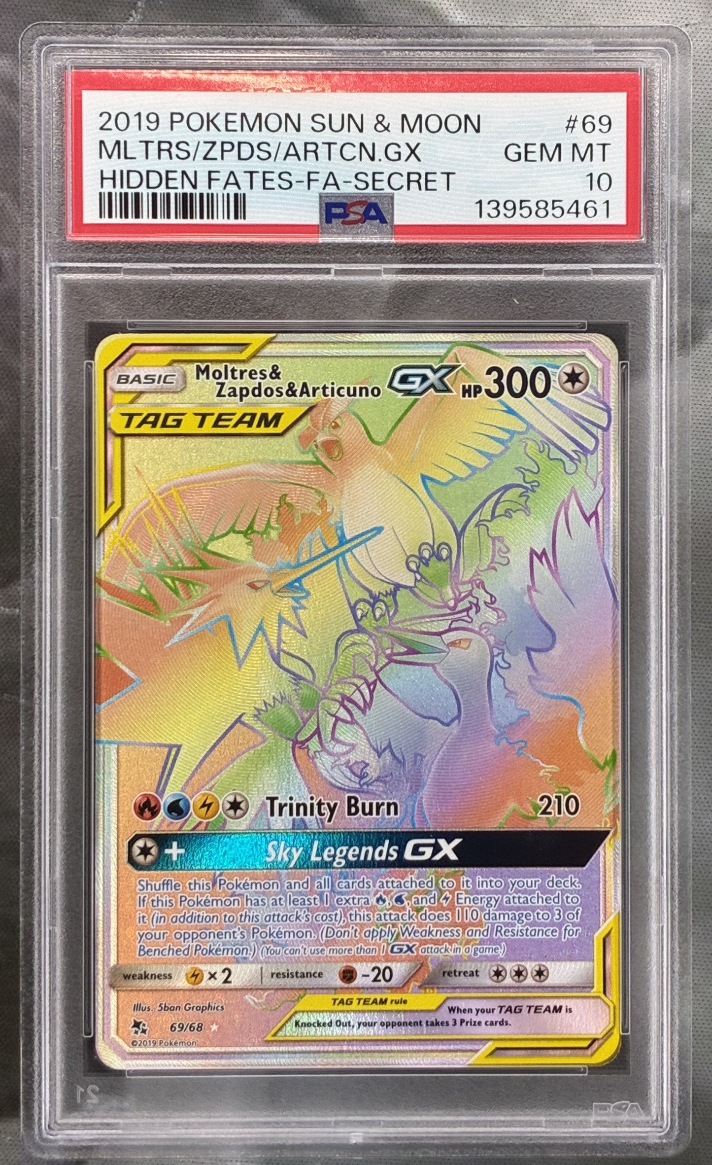 PSA 10 Moltres Zapdos Articuno GX 69/68 Hidden Fates Pokémon