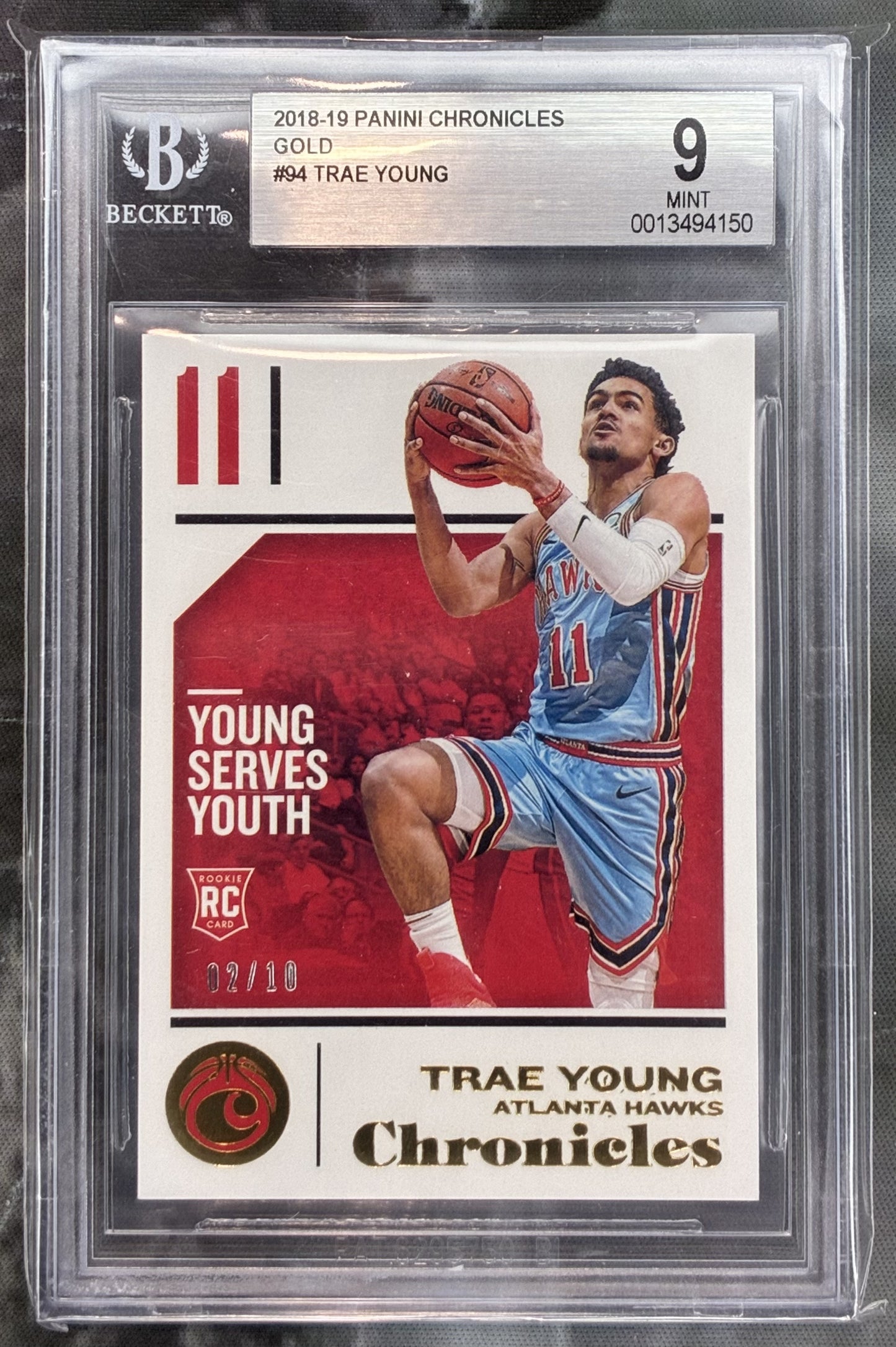 2018-19 Panini Chronicles Gold Trae Young #94 2/10 BGS 9 Rookie