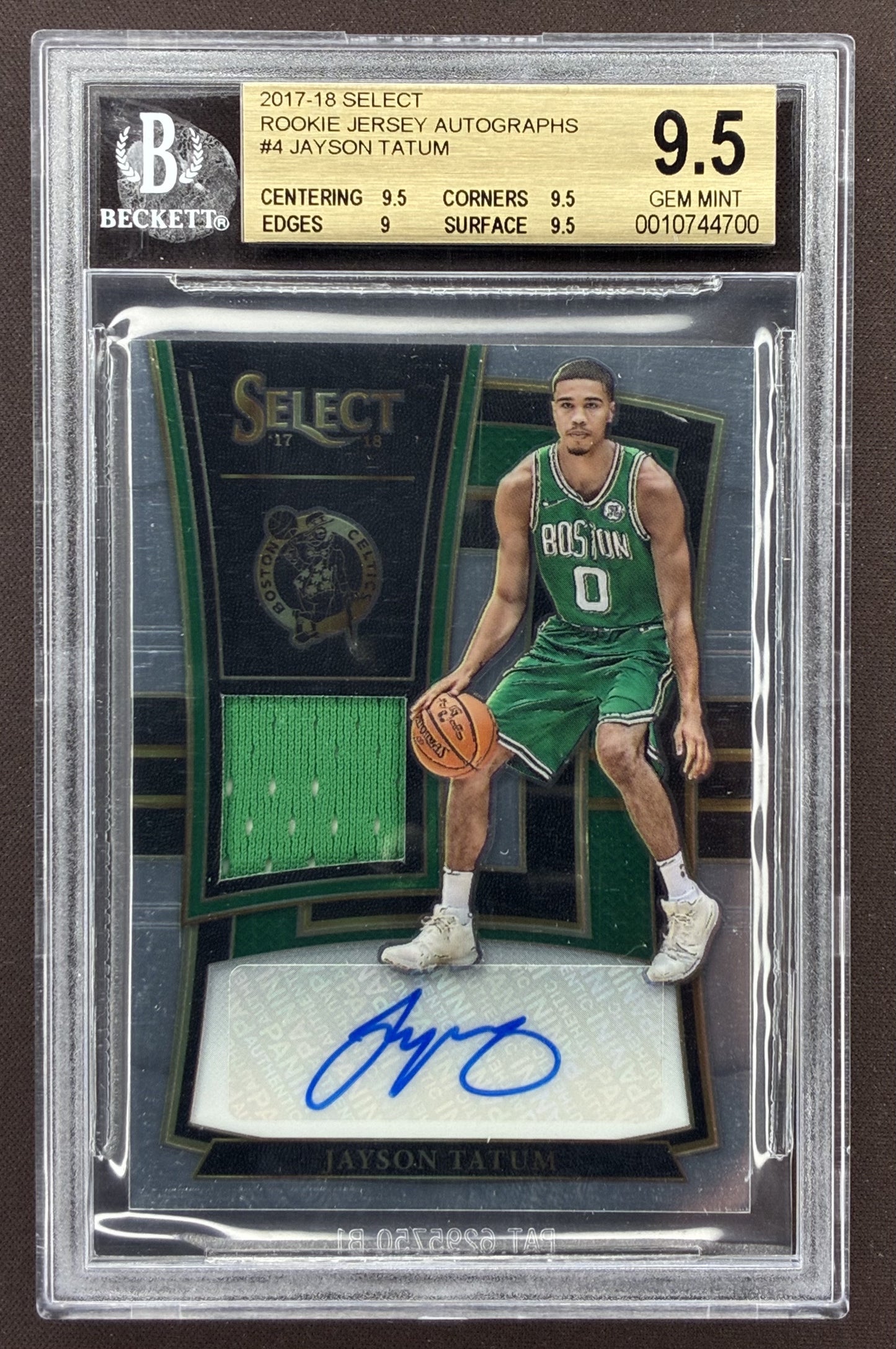 2017-18 Panini Select Jayson Tatum Rookie Jersey Autograph RJA-JYT numbered /199 BGS 9.5 Gem Mint.