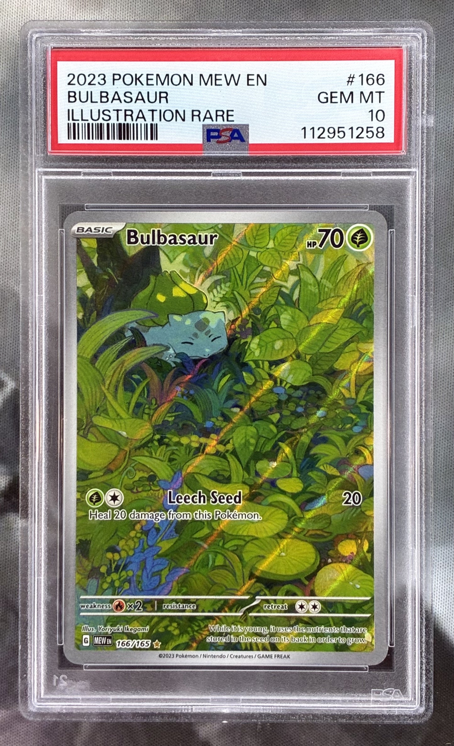 PSA 10 Bulbasaur 166/165 Scarlet & Violet 151 Special Illustration Rare Pokémon Card