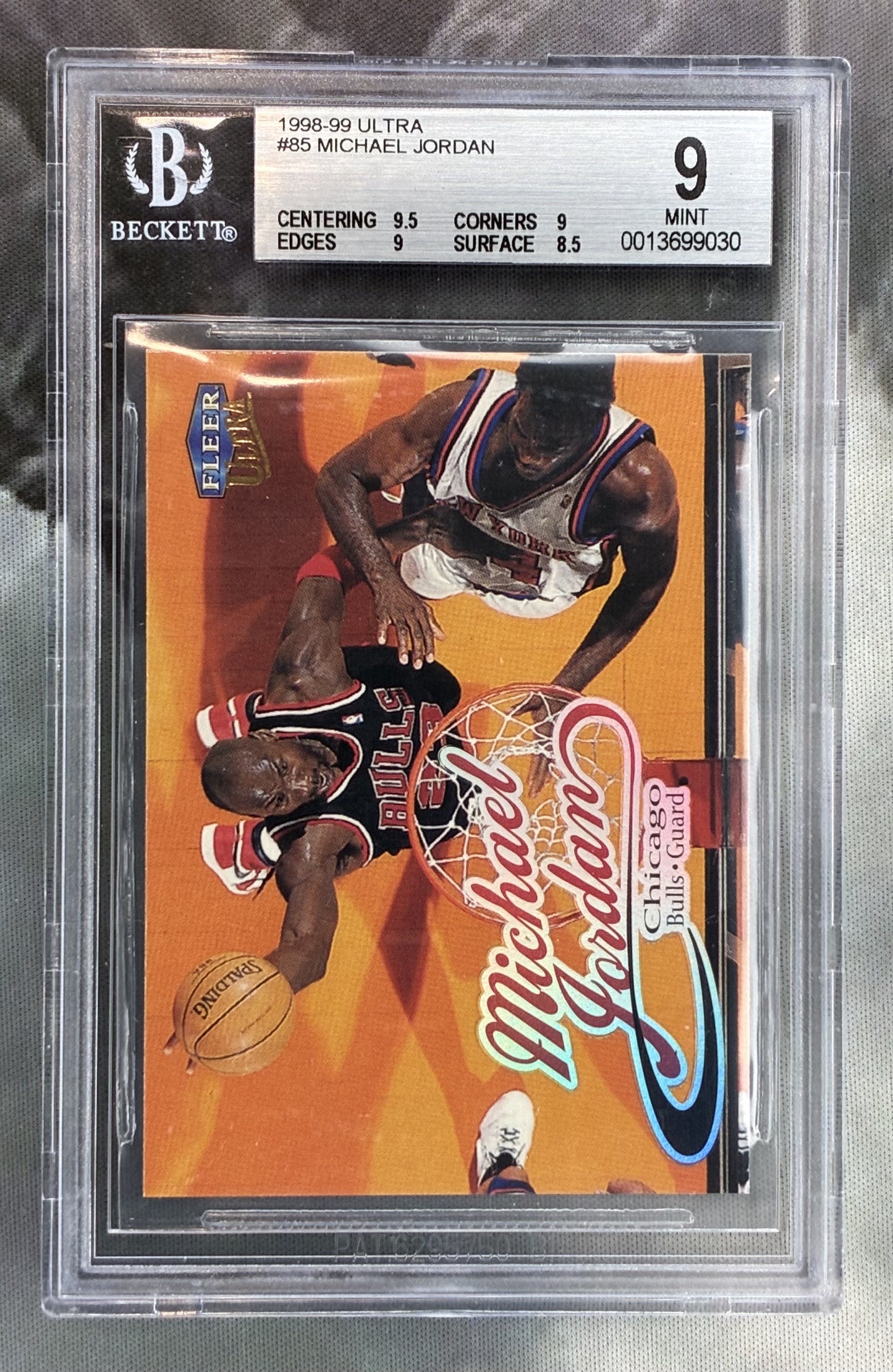 BGS 9 Michael Jordan – 1998-99 Fleer Ultra #85 (Mint)