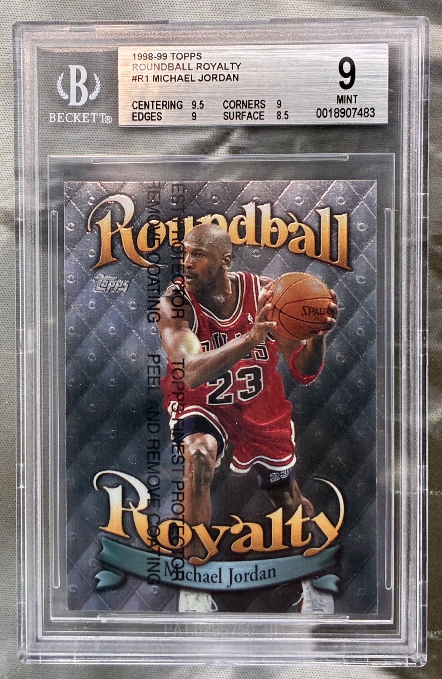 1998–99 Topps Michael Jordan Roundball Royalty #R1 Chicago Bulls BGS 9 Mint