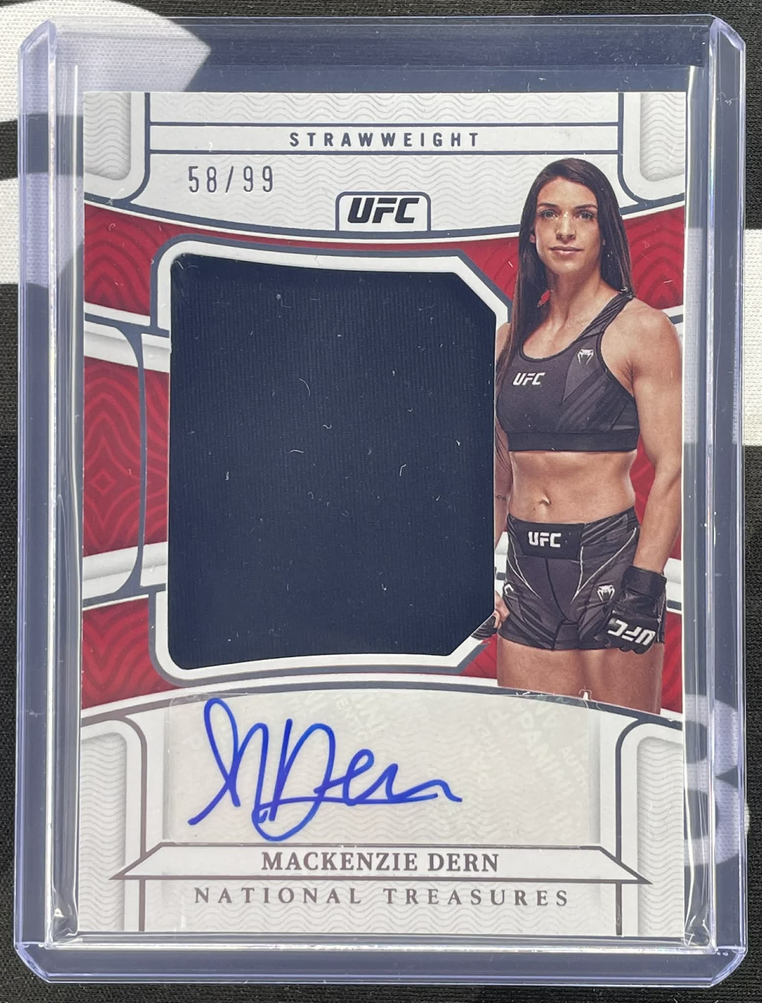 2022 Panini Chronicles UFC National Treasures Mackenzie Dern Memorabilia Auto /99 NT-MKD trading card