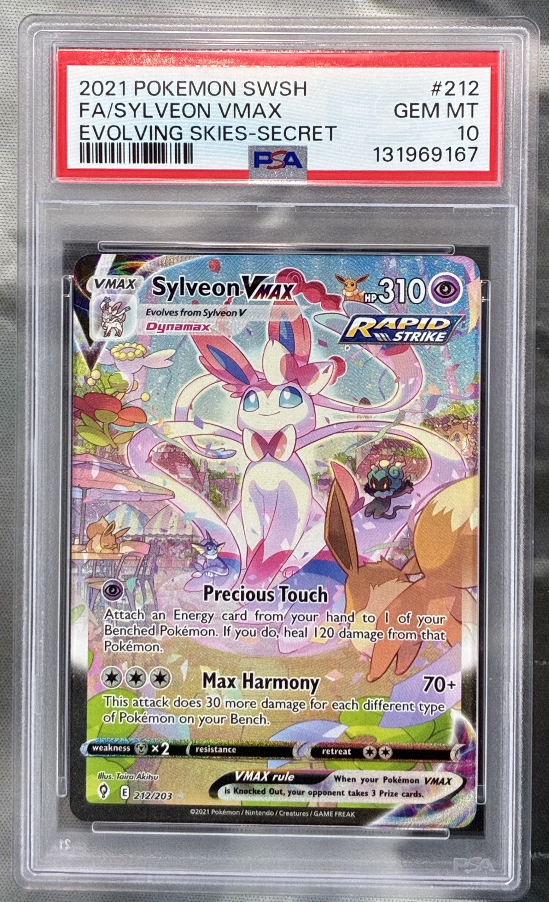 Pokémon Evolving Skies Sylveon VMAX Alternate Art Secret Rare #212/203 PSA 10 Gem Mint