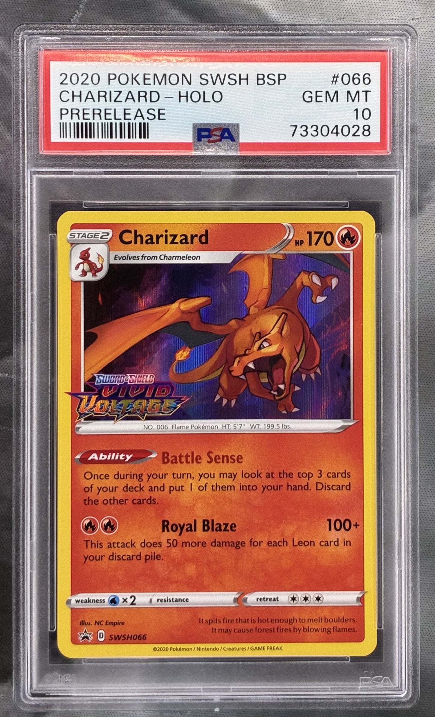 PSA 10 Charizard SWSH066 Vivid Voltage Prerelease Pokémon