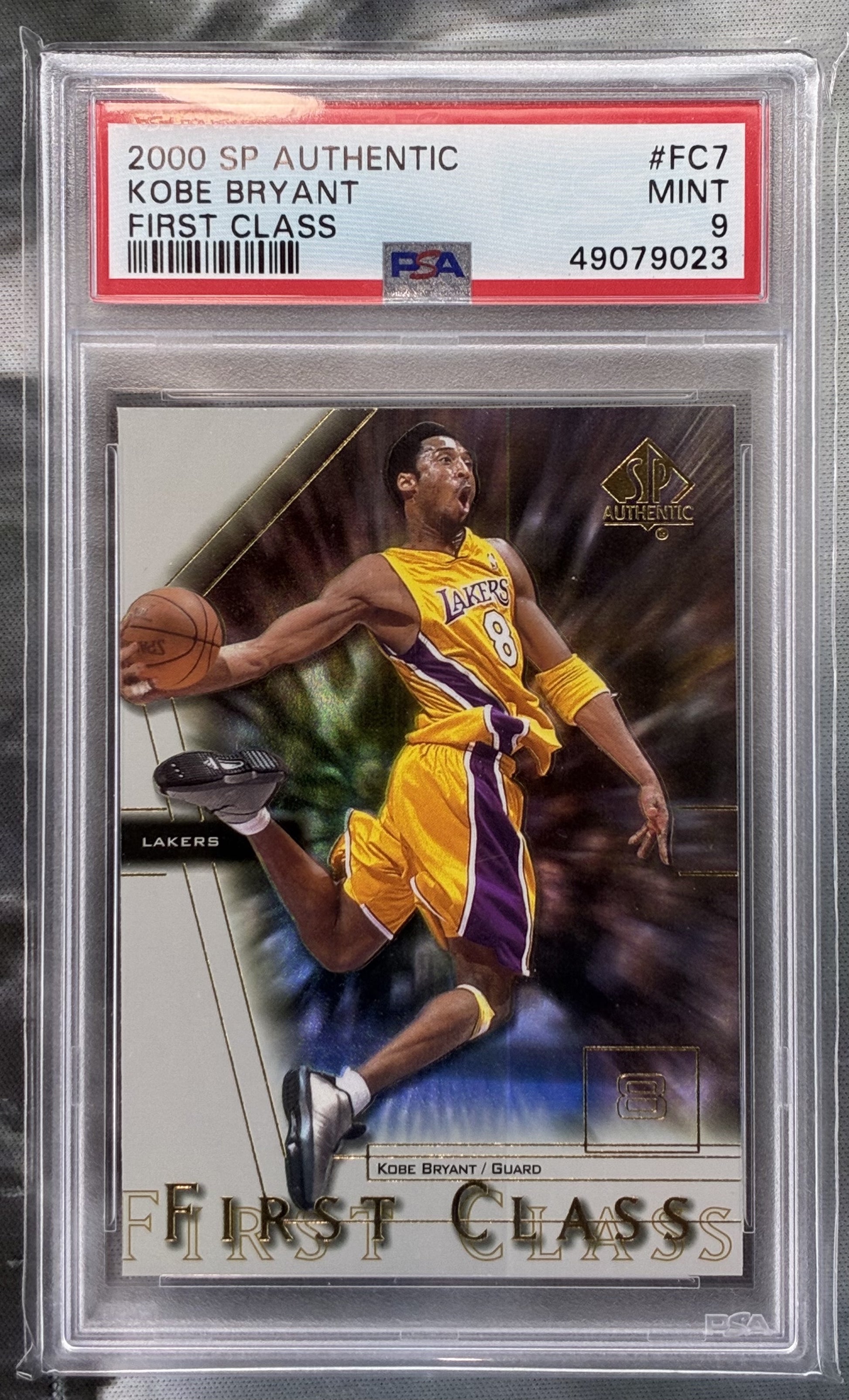 2000-01 Upper Deck SP Authentic First Class FC7 Kobe Bryant PSA 9