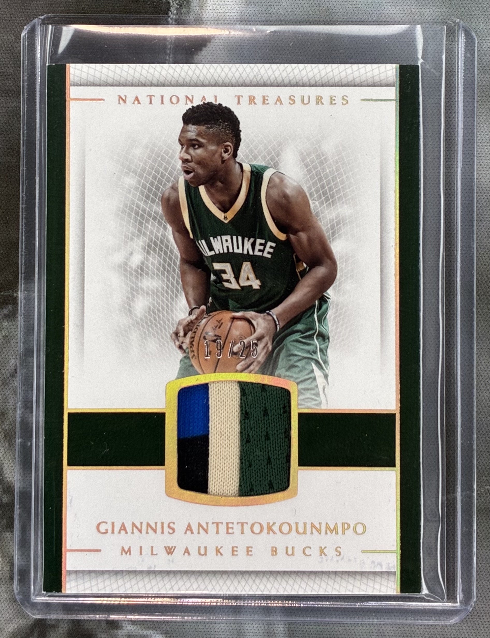 2016-17 National Treasures Giannis Prime Patch /25 4 color game worn