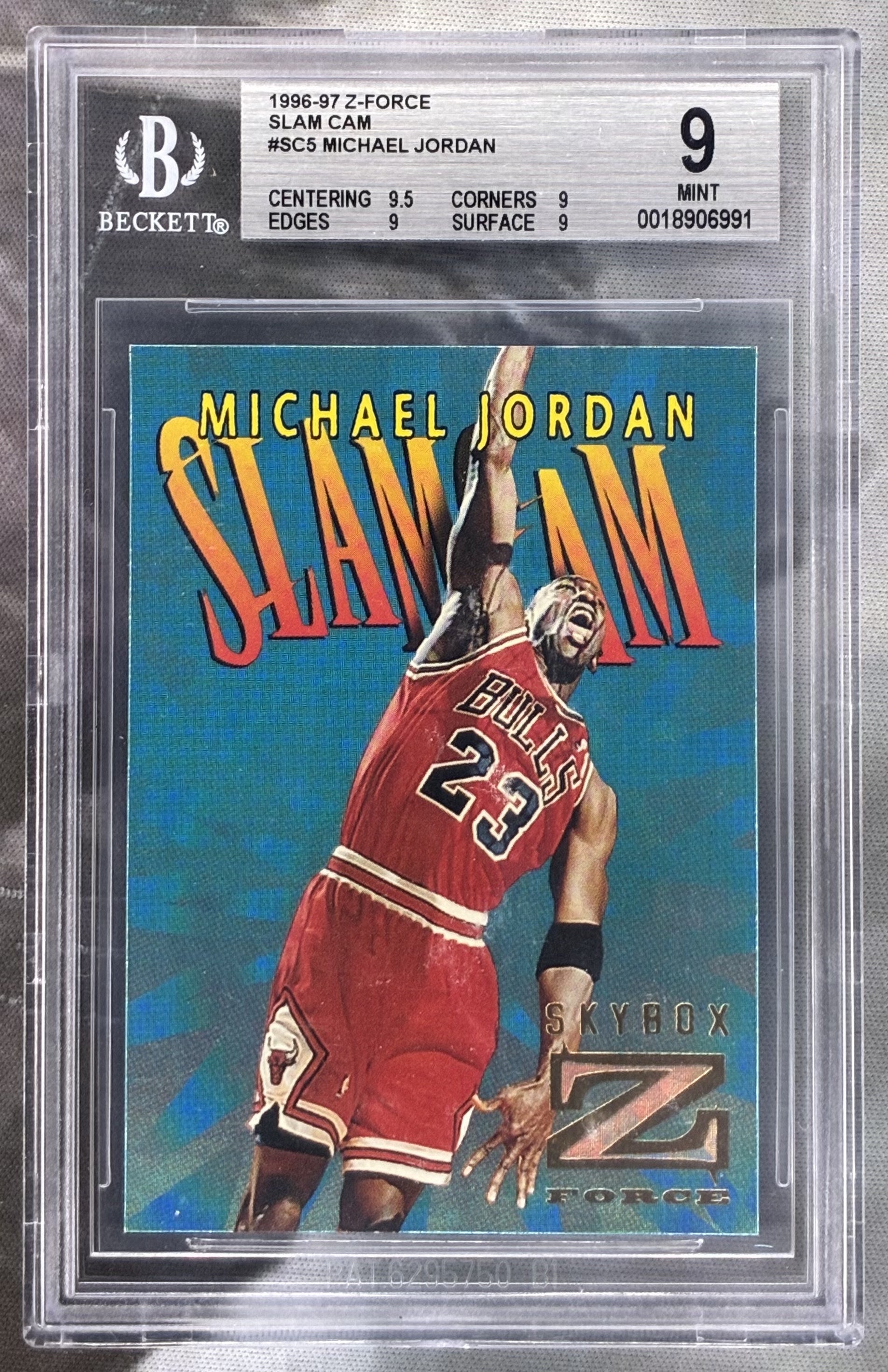 1996 SkyBox Z-Force Slam Cam Michael Jordan SC5 BGS 9