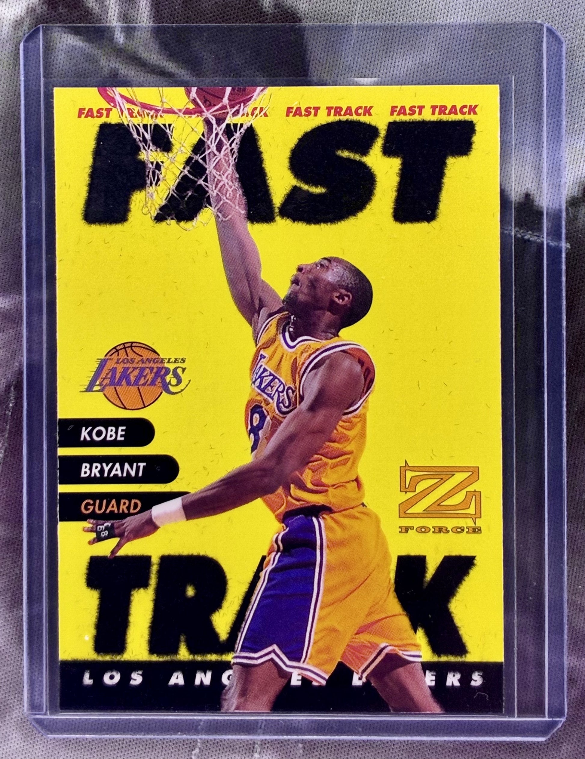 1997-98 SkyBox Z Force Fast Track Kobe Bryant 2 FT card