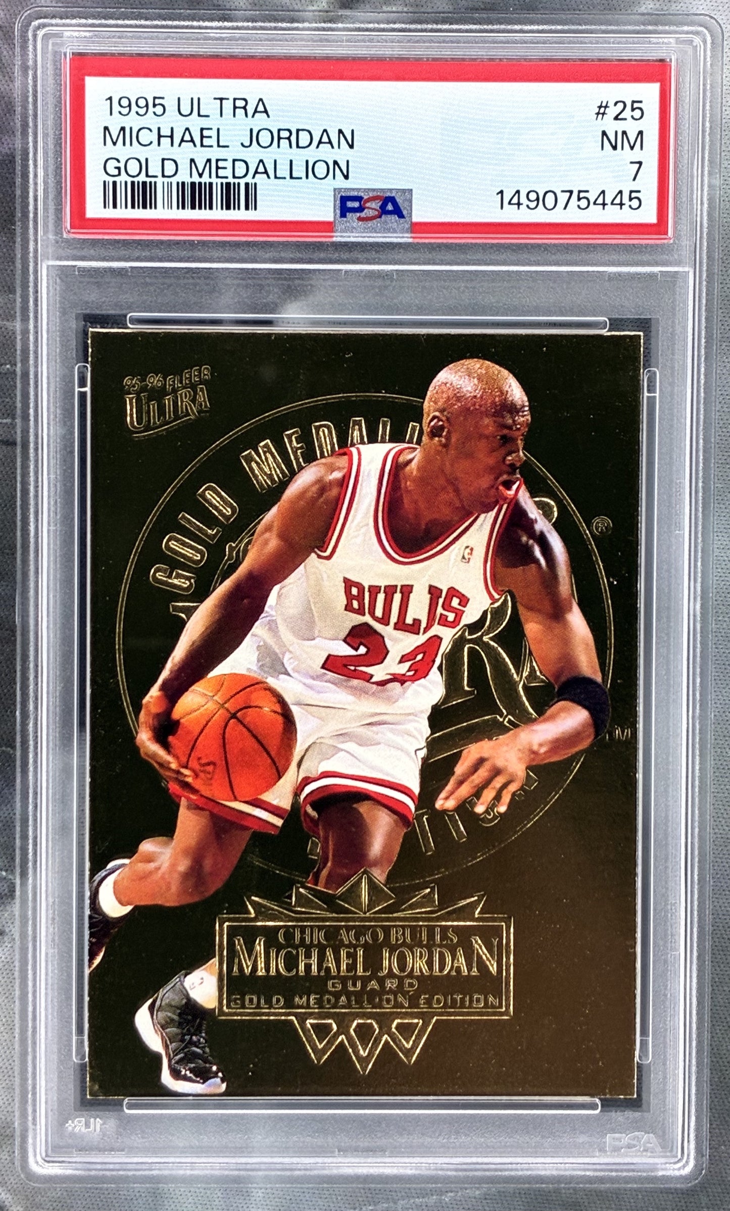Michael Jordan 1995 Ultra Gold Medallion 25 PSA 7 Bulls card