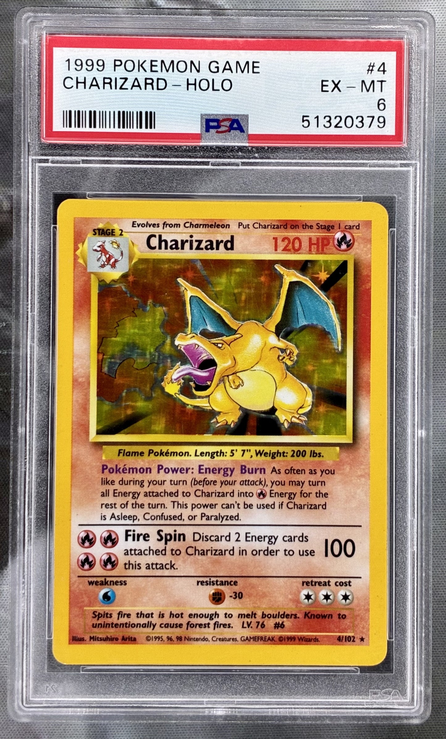 Charizard 4/102 Base Set holo PSA 6 Pokémon card