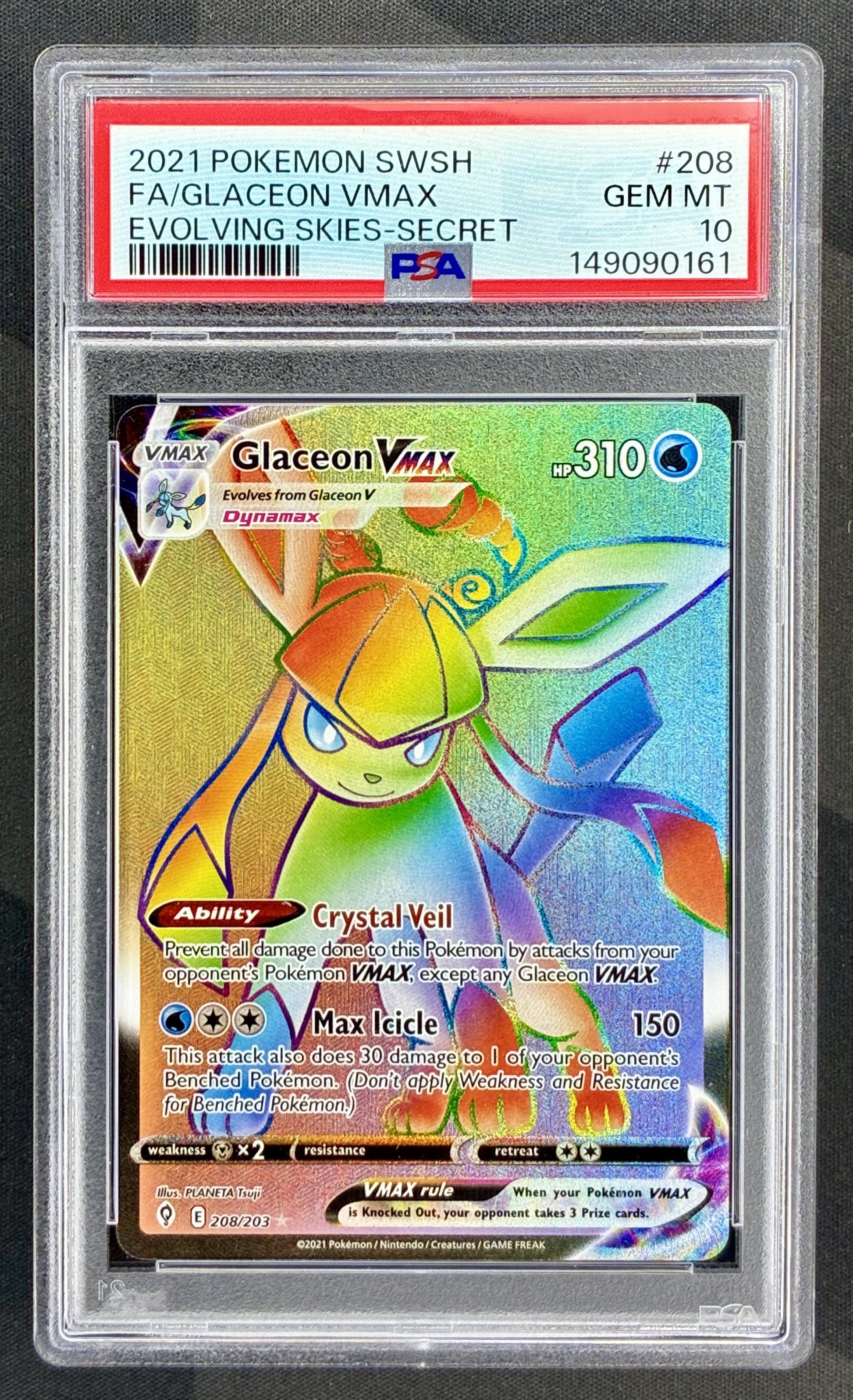 Glaceon VMAX 208/203 Evolving Skies PSA 10 Pokemon card slab