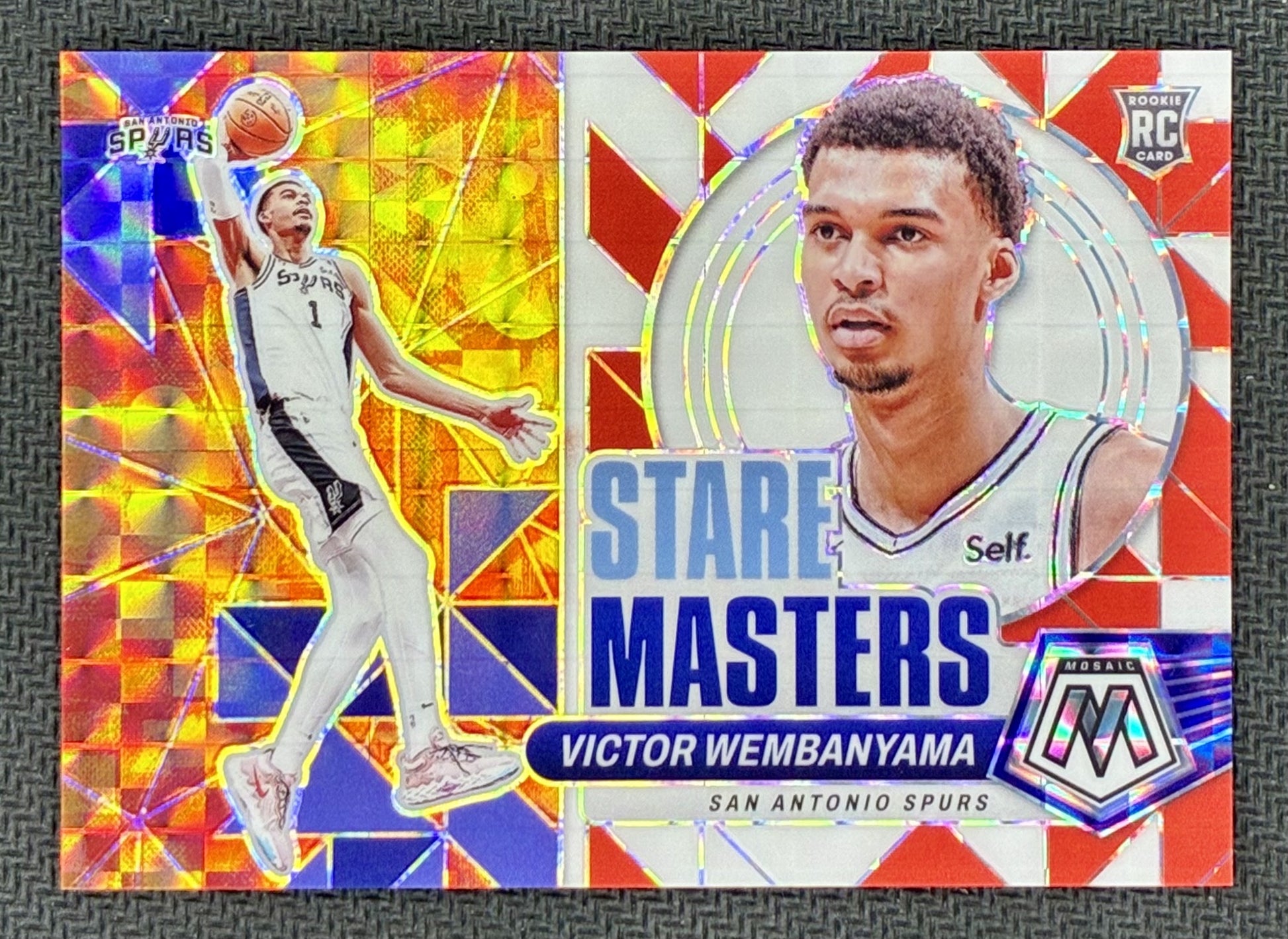 Victor Wembanyama 2023 Mosaic White Stare Masters /25 Rookie Card