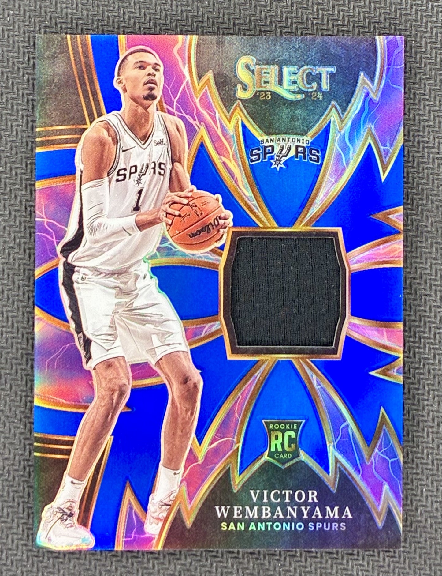 2023-24 Select Victor Wembanyama Sparks Blue Prizm Jersey Patch /75 Rookie Card