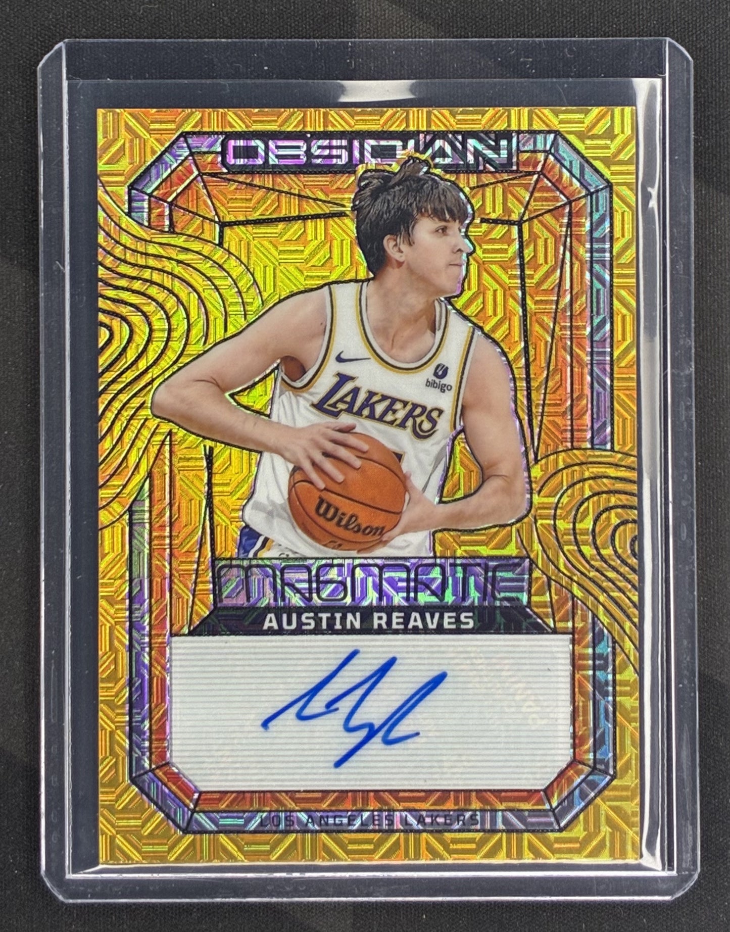 2023-24 Panini Obsidian Austin Reaves Magmatic Gold Auto /10 Los Angeles Lakers autograph basketball card.