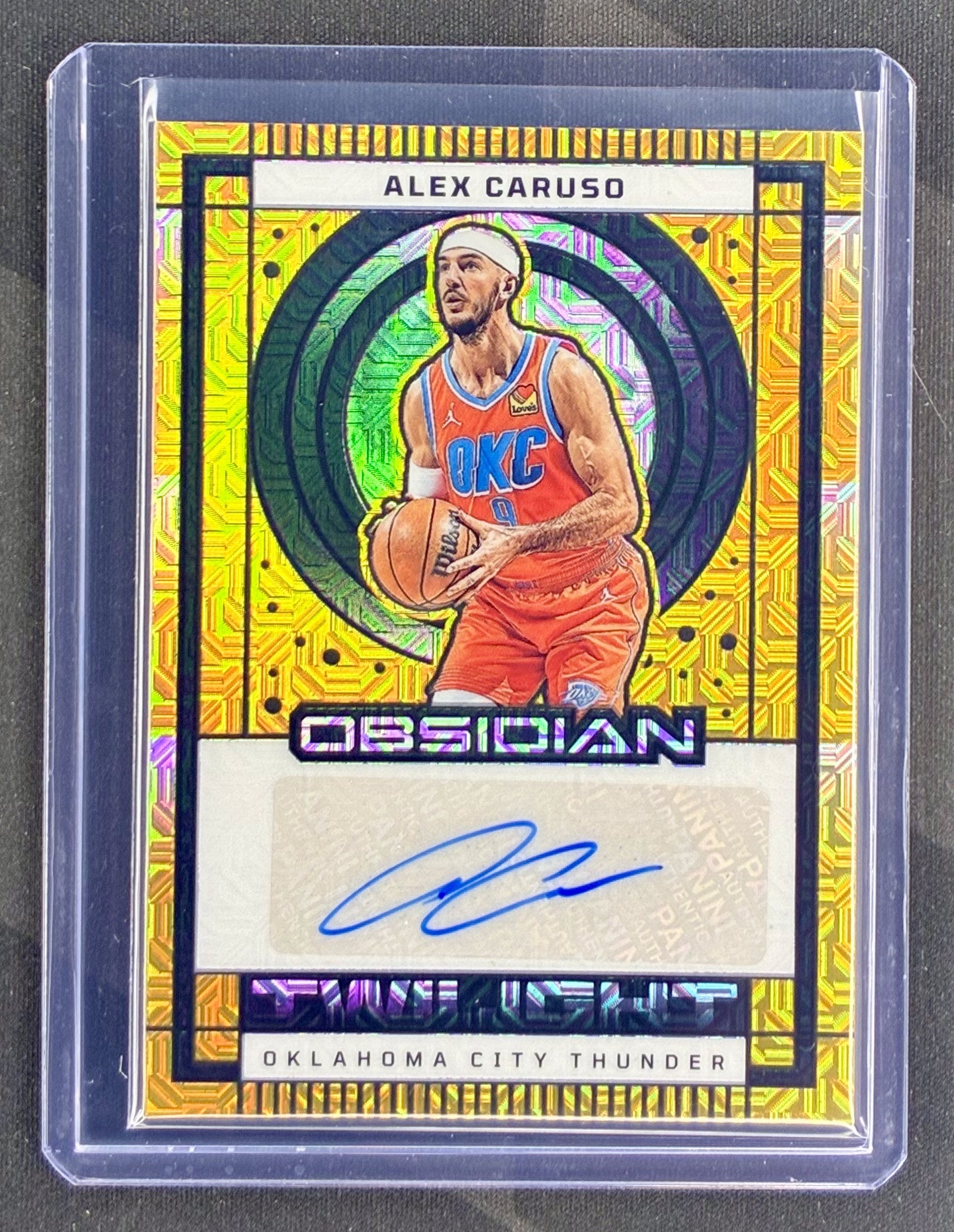 2024-25 Panini Obsidian Alex Caruso Twilight Electric Etch Gold Auto /10 NBA basketball trading card