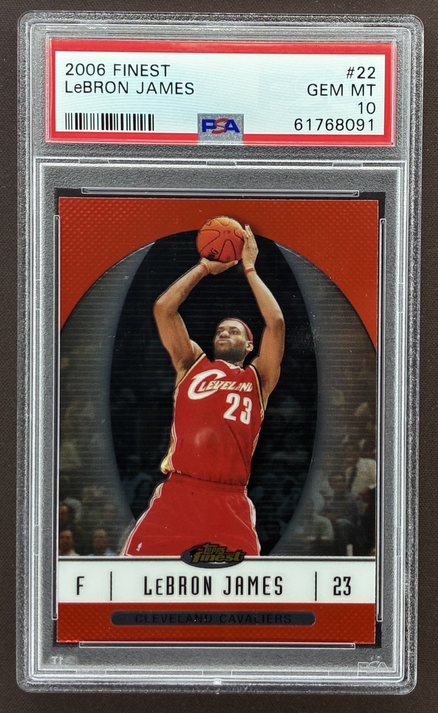 2006-07 Topps Finest LeBron James Cleveland Cavaliers basketball card #22 graded PSA 10 Gem Mint.