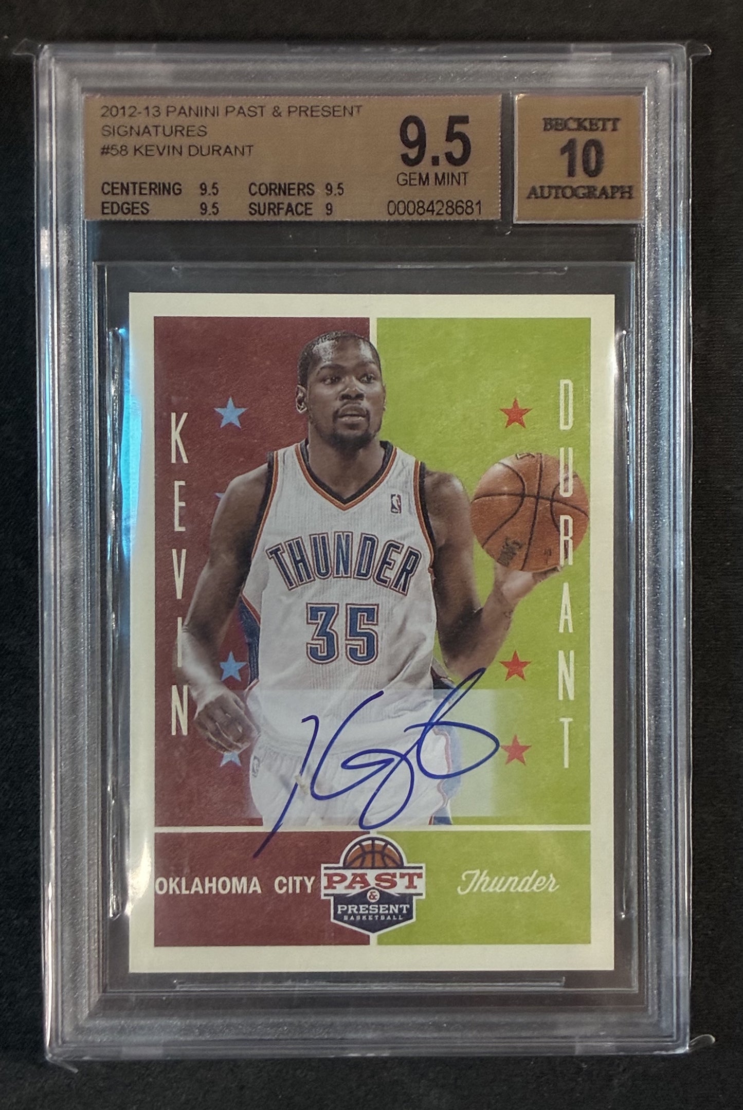 BGS 9.5 Kevin Durant 2012 Panini Past & Present Signatures Autograph Basketball Card