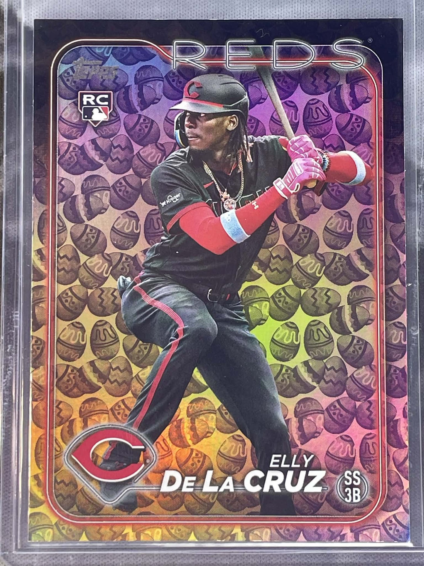 2024 Topps Series 1 Elly De La Cruz RC #141 Holiday Easter Egg Foil variation card.