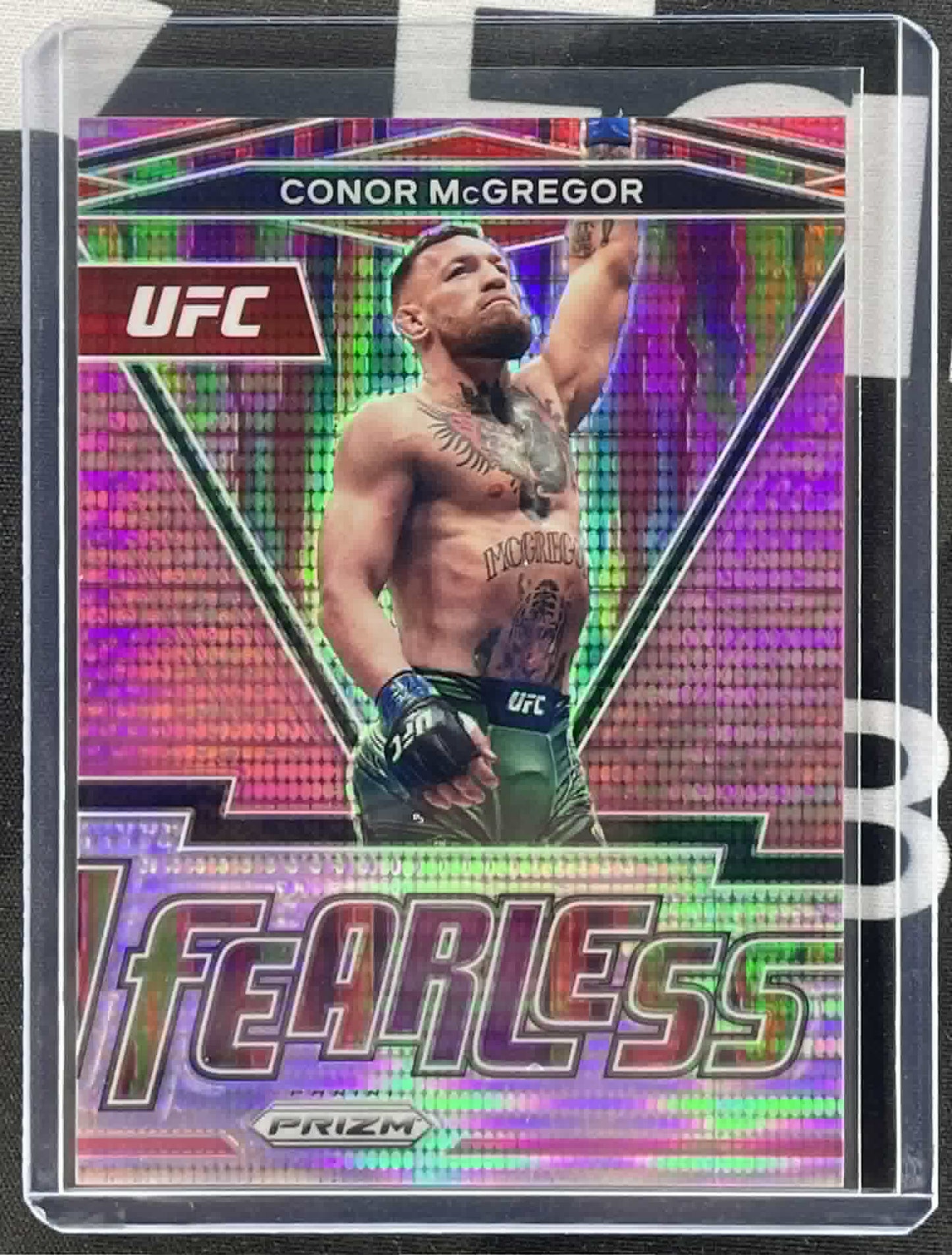 2022 Panini Prizm UFC Conor McGregor Fearless Pink Pulsar /42 trading card